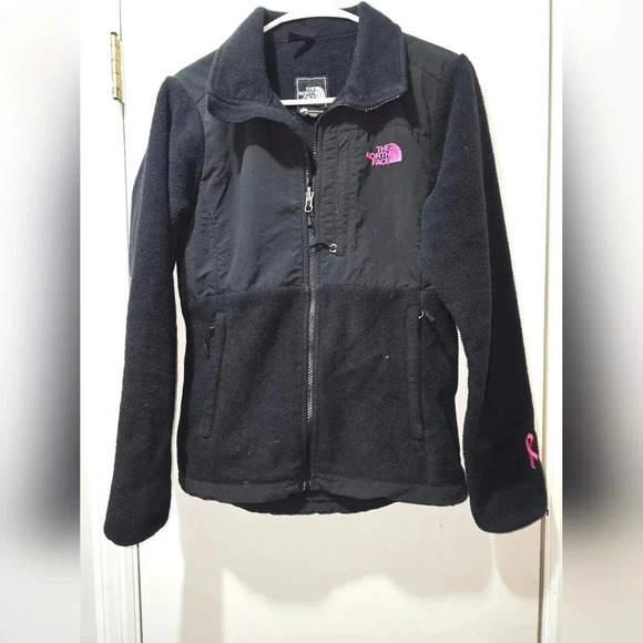 Black North Face Denali Jacket (Breast Cancer Awareness) Size Small - Picture 3 of 8